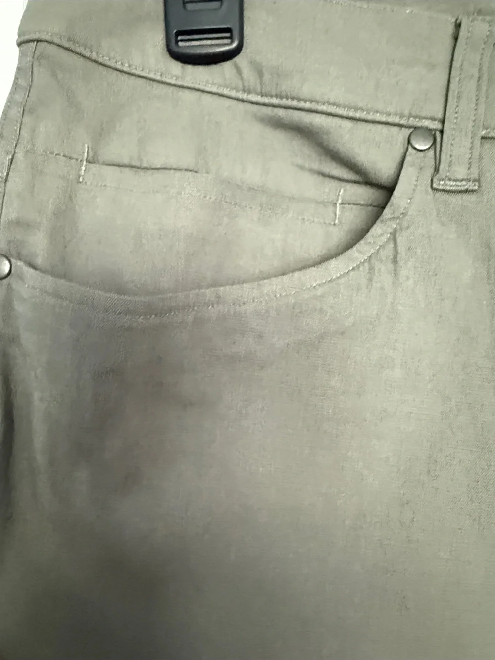 lululemon athletica Men's ABC Pant Slim 34”L in Washed Heathered Grey Sage